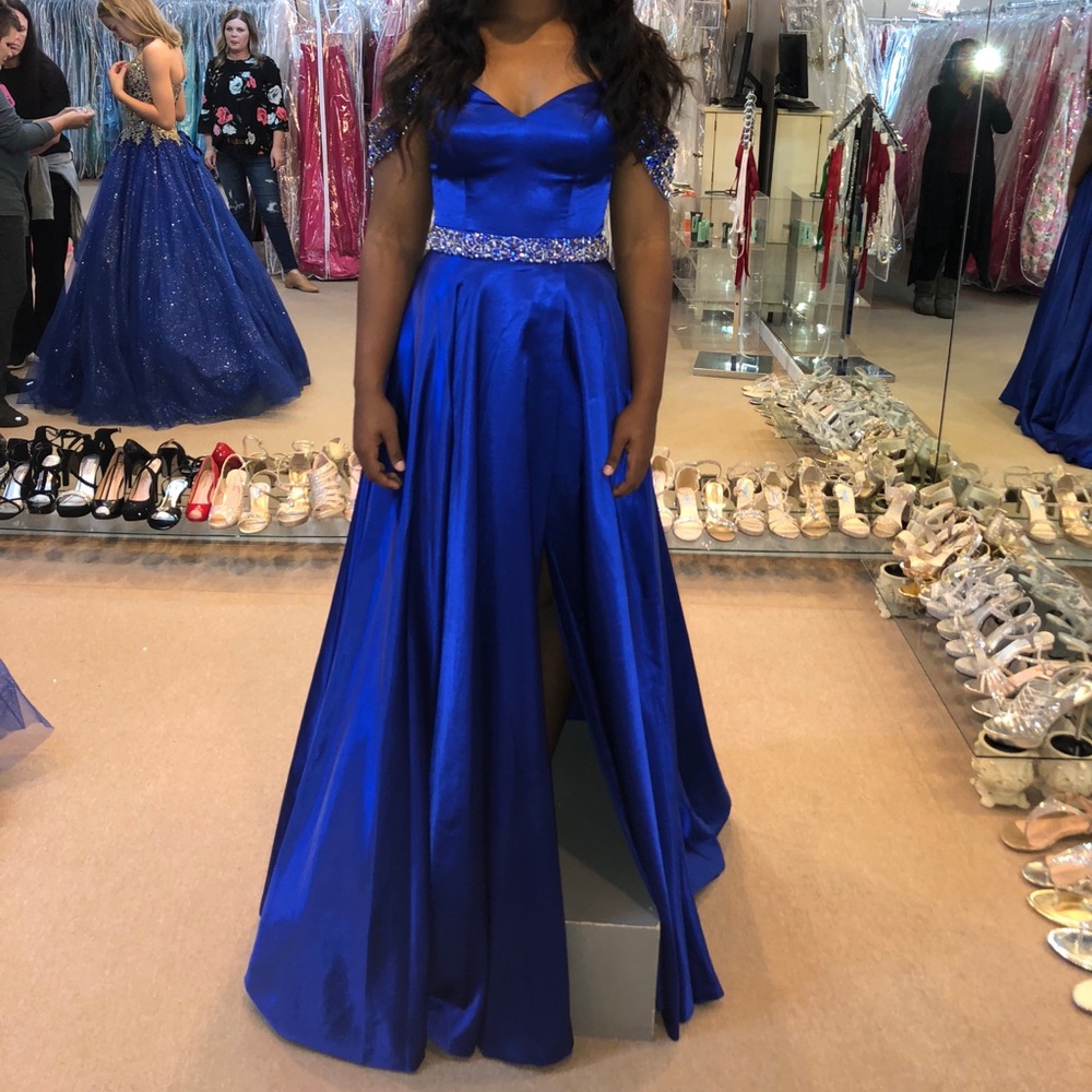 Sherri Hill formal dress
